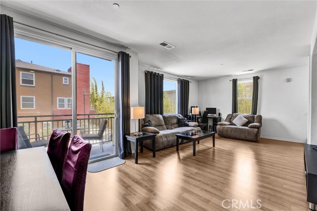 8620 Belford Avenue, Los Angeles CA: https://media.crmls.org/medias/68d9b6a9-f09c-4c11-9fd5-72e0f2d90cf6.jpg