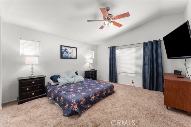 13525 Big Sky Court, Yucaipa CA: https://media.crmls.org/medias/68db0882-24b9-45c9-9d4e-66cf4e696223.jpg