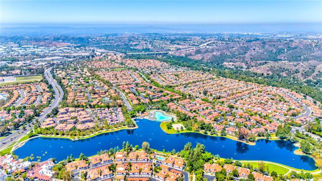 31 Gaviota, Rancho Santa Margarita CA: https://media.crmls.org/medias/68db3d8d-a03b-40f8-b045-115ad86d8f1e.jpg