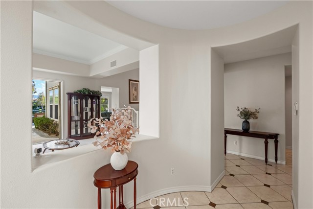 Detail Gallery Image 5 of 57 For 27053 Island Rd, Valencia,  CA 91355 - 5 Beds | 5 Baths