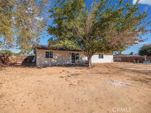 Detail Gallery Image 32 of 34 For 21225 Lone Eagle, Apple Valley,  CA 92308 - 6 Beds | 2 Baths