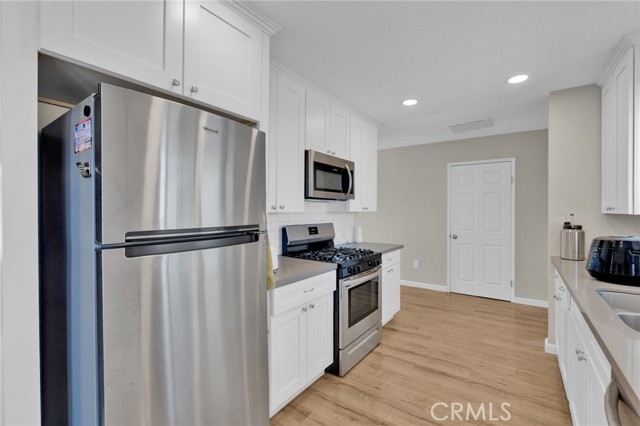 Detail Gallery Image 11 of 36 For 581 Starlight St, Barstow,  CA 92311 - 3 Beds | 2 Baths