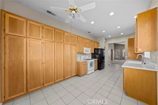 23727 Corte Andar, Temecula CA: https://media.crmls.org/medias/68dd62eb-788d-4e59-999b-55e60931ac9f.jpg