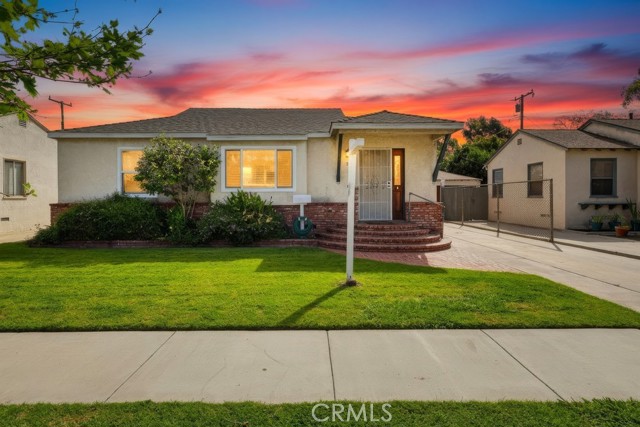 Image 4 of 75 For 5812 Graywood