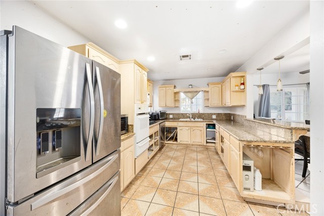 Detail Gallery Image 14 of 40 For 4847 Ardsley, Temple City,  CA 91780 - 2 Beds | 2 Baths