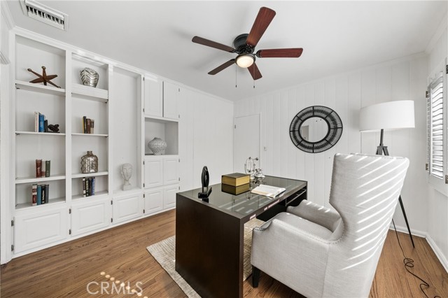 Detail Gallery Image 18 of 38 For 1635 San Pasqual, Pasadena,  CA 91106 - 4 Beds | 3 Baths