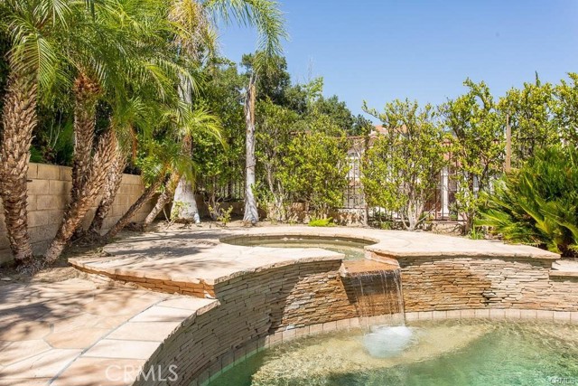 19709 Winged Foot Way, Porter Ranch CA: https://media.crmls.org/medias/68de2932-4187-4992-a4bb-adf021b4521f.jpg