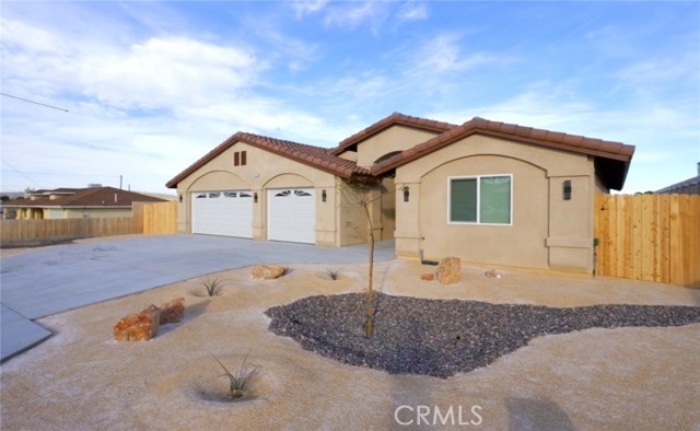 Front Image Thumbnail for CRHD26062778