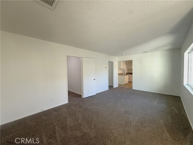 Detail Gallery Image 7 of 17 For 10358 Eldora Ave, Sunland,  CA 91040 - 2 Beds | 2 Baths