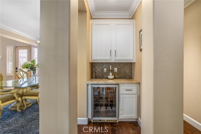 Detail Gallery Image 25 of 73 For 12250 Tuliptree Cir, Riverside,  CA 92503 - 5 Beds | 3/1 Baths