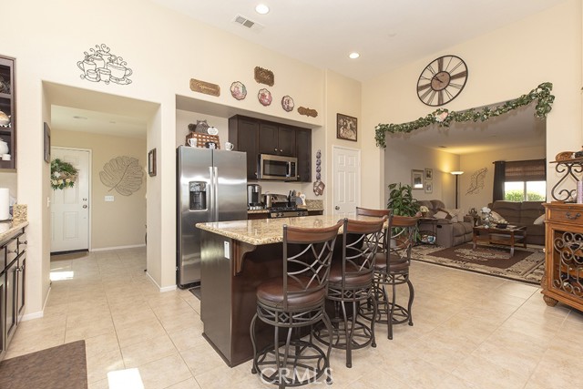 Detail Gallery Image 12 of 44 For 35102 Caraway Ct, Lake Elsinore,  CA 92532 - 3 Beds | 2 Baths