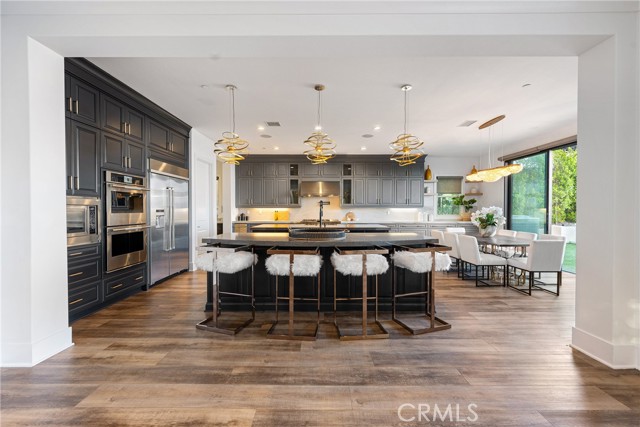 20436 W Liverpool Way, Porter Ranch CA: https://media.crmls.org/medias/68e1a524-ed61-493c-ba81-574d13a66055.jpg