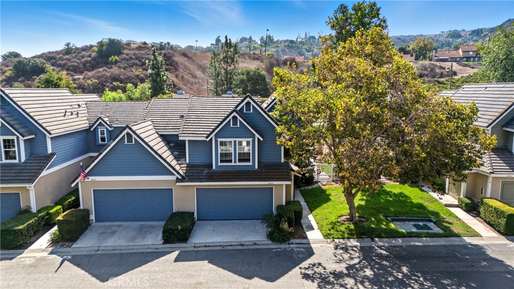 6070 E Summit