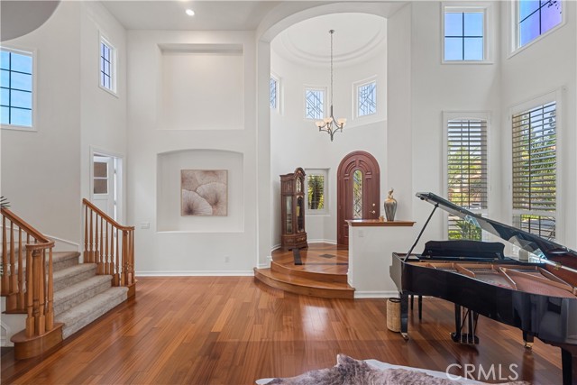 Detail Gallery Image 14 of 66 For 16 Spring Grv, Irvine,  CA 92620 - 5 Beds | 3/1 Baths