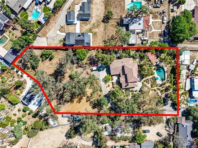 10345 McBroom Street, Sunland CA: https://media.crmls.org/medias/68e45c49-b92f-4764-97e3-ae165bd10c49.jpg