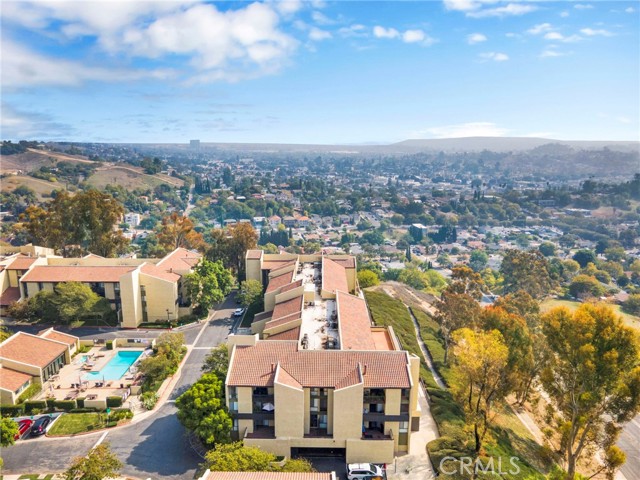 4040 Via Marisol, Highland Park CA: https://media.crmls.org/medias/68e670d3-8d77-4244-9842-3654d6b6e895.jpg