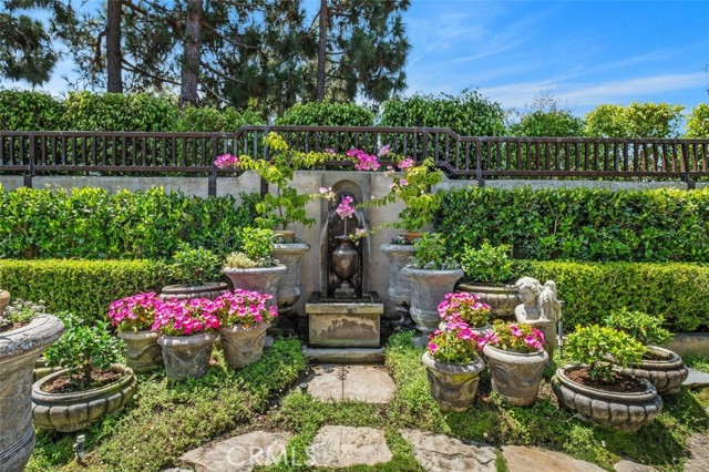 Detail Gallery Image 36 of 43 For 5 Rue Marseille, Newport Beach,  CA 92660 - 3 Beds | 2/1 Baths