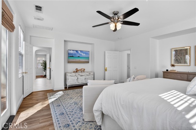 Image 24 of 51 For 38 Winfield Drive