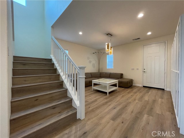 Detail Gallery Image 6 of 32 For 21154 Broken Stone Ct, Riverside,  CA 92507 - 4 Beds | 2/1 Baths