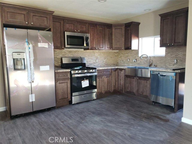 30520 Stein Way, Hemet CA: https://media.crmls.org/medias/68e8cb54-32ad-4277-969c-d144aebd27af.jpg