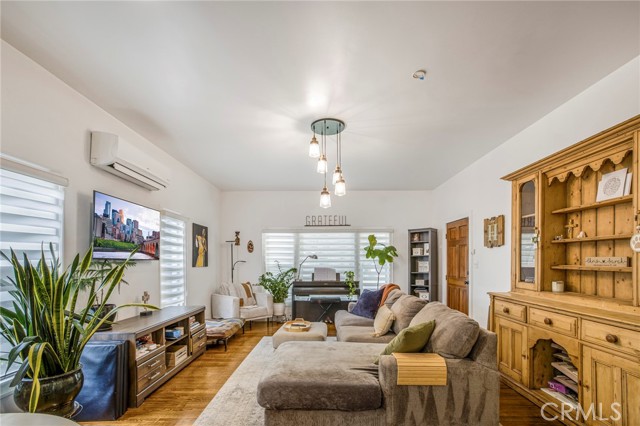 Detail Gallery Image 5 of 30 For 2325 Bonita Ave, La Verne,  CA 91750 - – Beds | – Baths