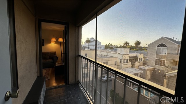 Detail Gallery Image 13 of 22 For 225 W 6th St #412,  Long Beach,  CA 90802 - 1 Beds | 1 Baths