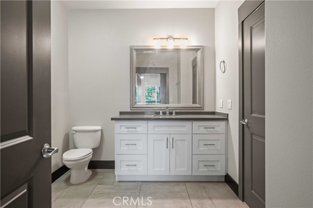 Detail Gallery Image 8 of 18 For 24595 Town Center Dr #3211,  Valencia,  CA 91355 - 2 Beds | 2 Baths