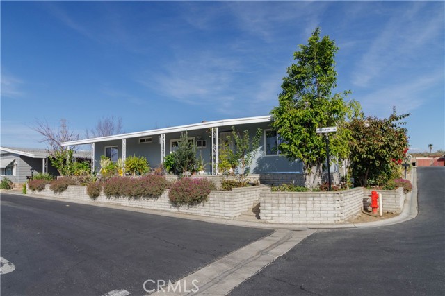 Detail Gallery Image 2 of 28 For 2686 W Mill #32,  San Bernardino,  CA 92410 - 2 Beds | 2 Baths