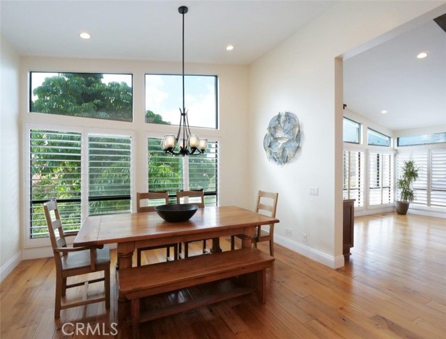 Casual Dining Area in Kitchen