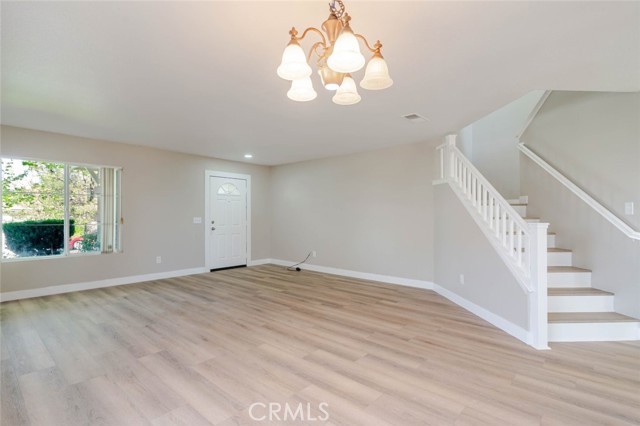 Detail Gallery Image 7 of 50 For 38645 Laurie, Palmdale,  CA 93551 - 4 Beds | 3 Baths