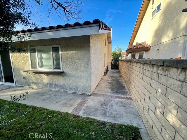 Detail Gallery Image 24 of 26 For 2134 W Mills Dr, Orange,  CA 92868 - 4 Beds | 2 Baths