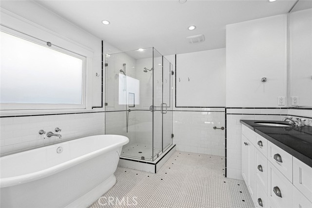 413 Emerald Street, Redondo Beach, California 90277, 3 Bedroom Bedrooms, 0 ,2 BathroomBathrooms,Residential,For Sale,Emerald,0,SB26185500 413 Emerald Street, Redondo Beach, California 90277, 3 Bedroom Bedrooms, 0 ,2 BathroomBathrooms,Residential,For Sale,Emerald,0,SB26185500