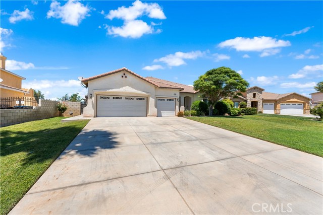 Detail Gallery Image 2 of 45 For 41704 Firenze St, Lancaster,  CA 93536 - 4 Beds | 2/1 Baths