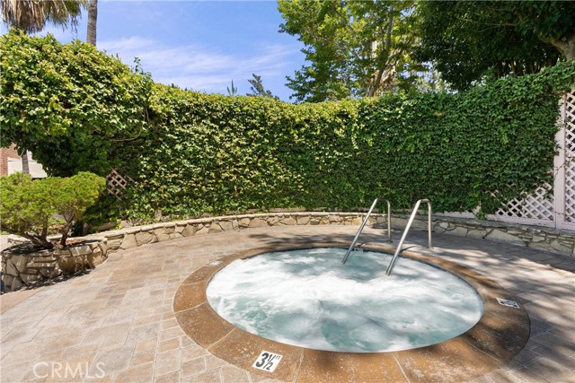 3605 W Hidden Lane, Rolling Hills Estates CA: https://media.crmls.org/medias/68ec3c68-51bd-42c4-8bbf-58c5b15dd842.jpg