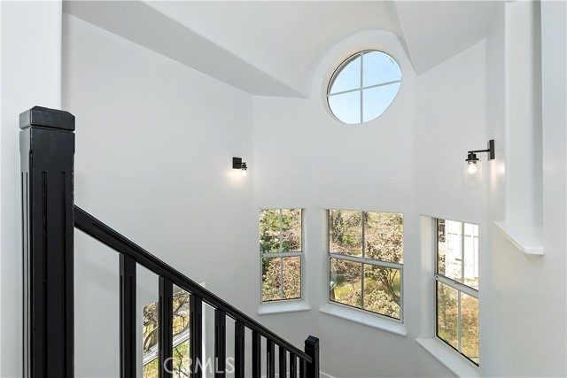 Detail Gallery Image 22 of 59 For 27757 North Bay Rd, Lake Arrowhead,  CA 92352 - 4 Beds | 3 Baths