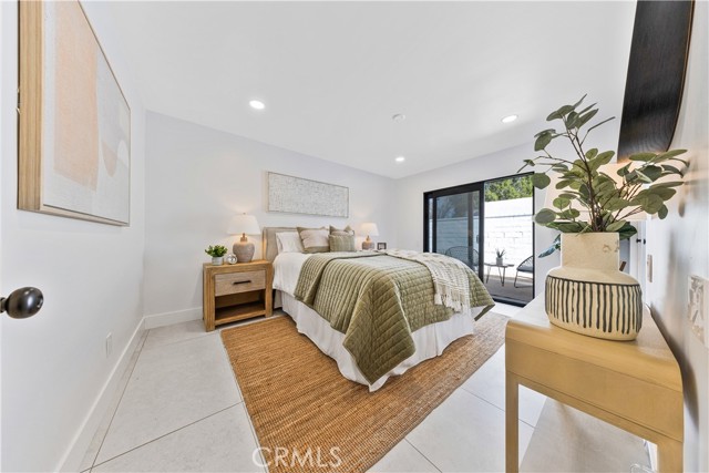 Detail Gallery Image 12 of 30 For 1033 E via Escuela, Palm Springs,  CA 92262 - 3 Beds | 2 Baths