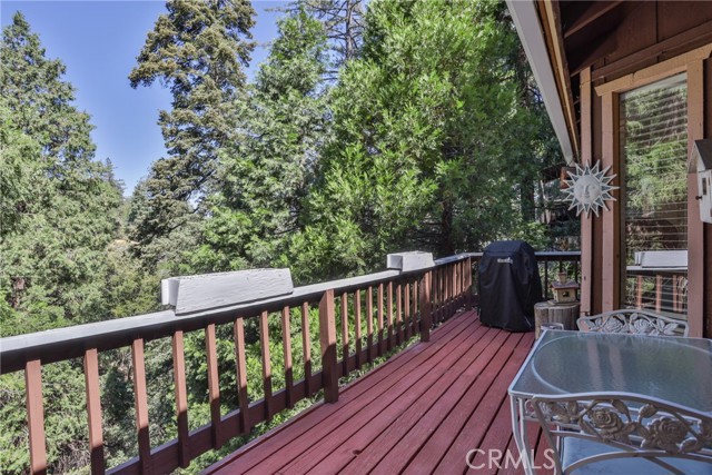 Detail Gallery Image 21 of 46 For 1027 Nesthorn Dr, Crestline,  CA 92325 - 3 Beds | 1/2 Baths