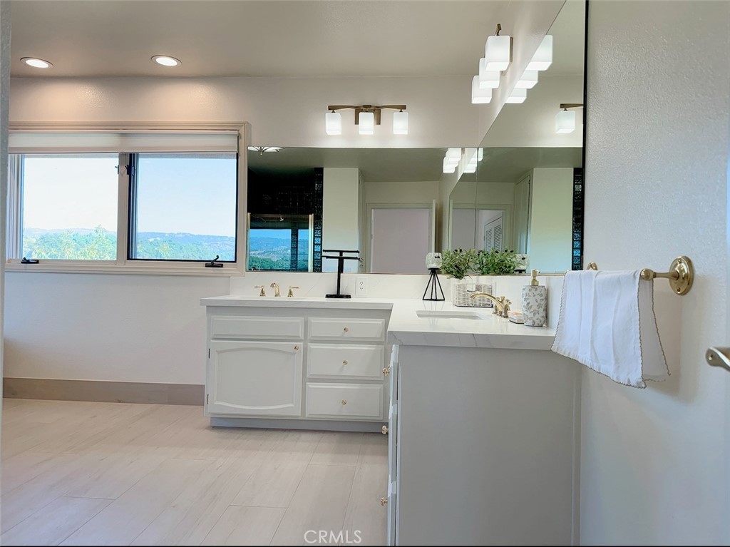 MLS #OC25176805 img 20