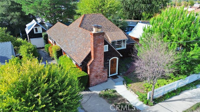 Detail Gallery Image 2 of 31 For 2544 Hermosa, Montrose,  CA 91020 - 2 Beds | 1 Baths