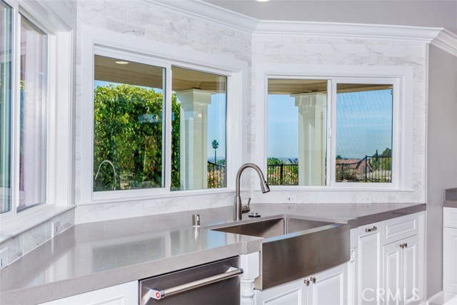 Detail Gallery Image 6 of 23 For 5515 E Crest De Ville Ave, Orange,  CA 92867 - 4 Beds | 3/1 Baths