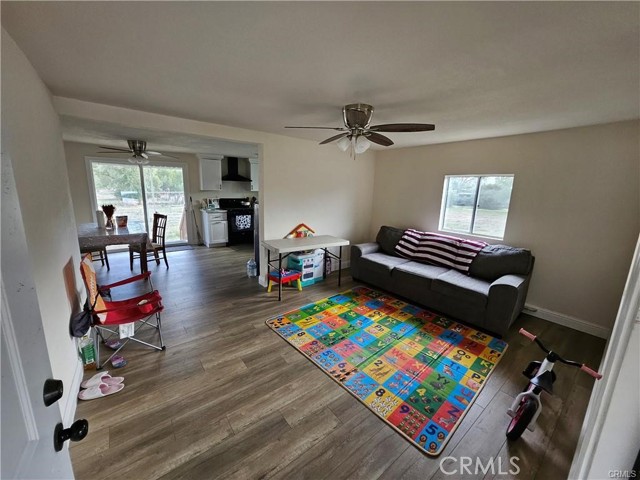 Detail Gallery Image 3 of 21 For 8043 Melvina Ave, Oroville,  CA 95966 - 3 Beds | 2 Baths