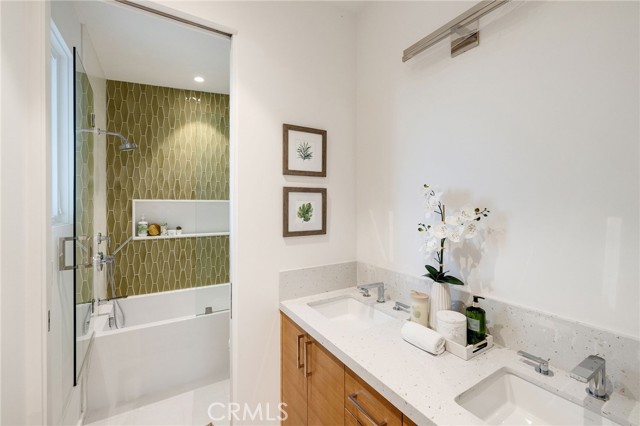 Image 35 of 45 For 1709 23rd Street