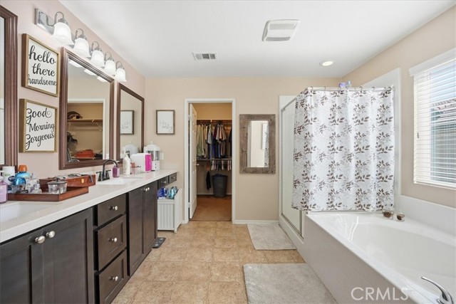 Detail Gallery Image 19 of 43 For 1411 Chinaberry, Beaumont,  CA 92223 - 4 Beds | 3 Baths