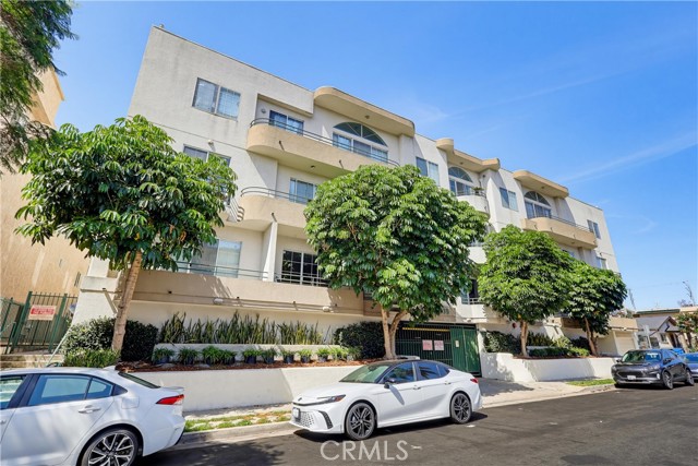 3535 Dunn DR Unit: 201