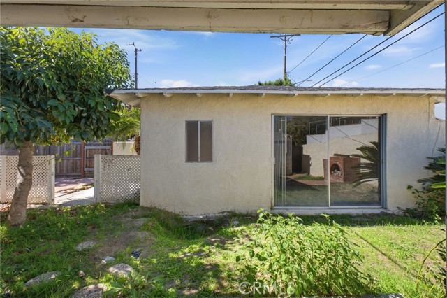 611 South Griffith Park photo 27