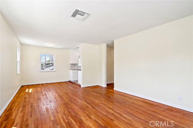 Detail Gallery Image 30 of 39 For 10337 Pinyon Ave, Tujunga,  CA 91042 - 3 Beds | 1 Baths