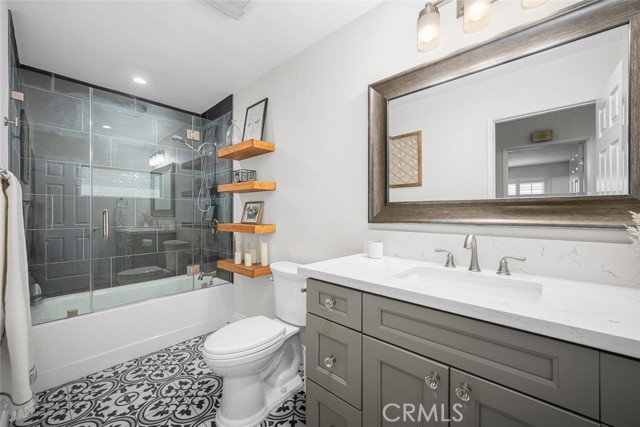 226 Grand, Long Beach CA: https://media.crmls.org/medias/68f2e7ae-828c-4874-a818-cfb92481304a.jpg