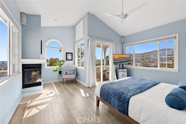 Detail Gallery Image 8 of 27 For 438 3 Rd St, Laguna Beach,  CA 92651 - 4 Beds | 2/1 Baths