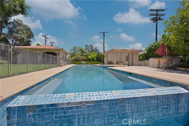 Detail Gallery Image 53 of 69 For 2280 S Oak Knoll Ave, San Marino,  CA 91108 - 5 Beds | 7 Baths