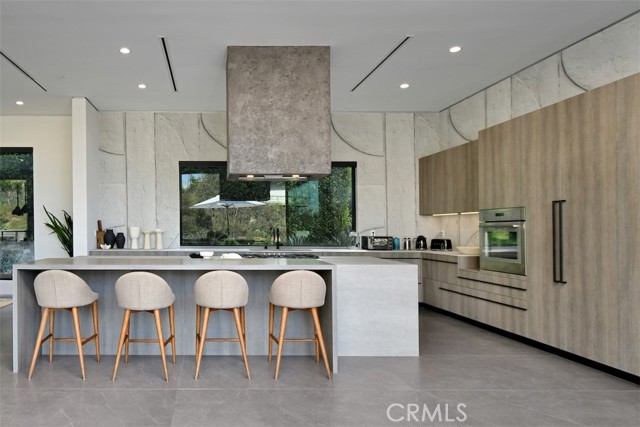 Detail Gallery Image 9 of 36 For 14753 Round Valley, Sherman Oaks,  CA 91403 - 4 Beds | 5 Baths